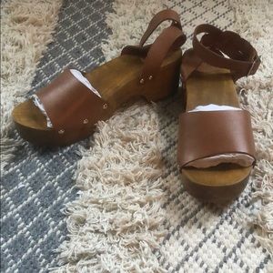 Lulus Willy cognac leather heels